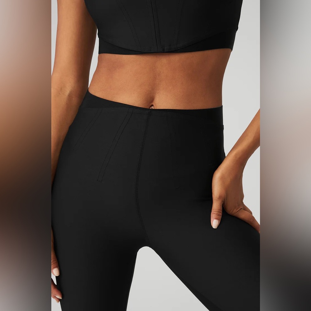 Airlift High-Waist 7/8 Corset Legging. Size XS.